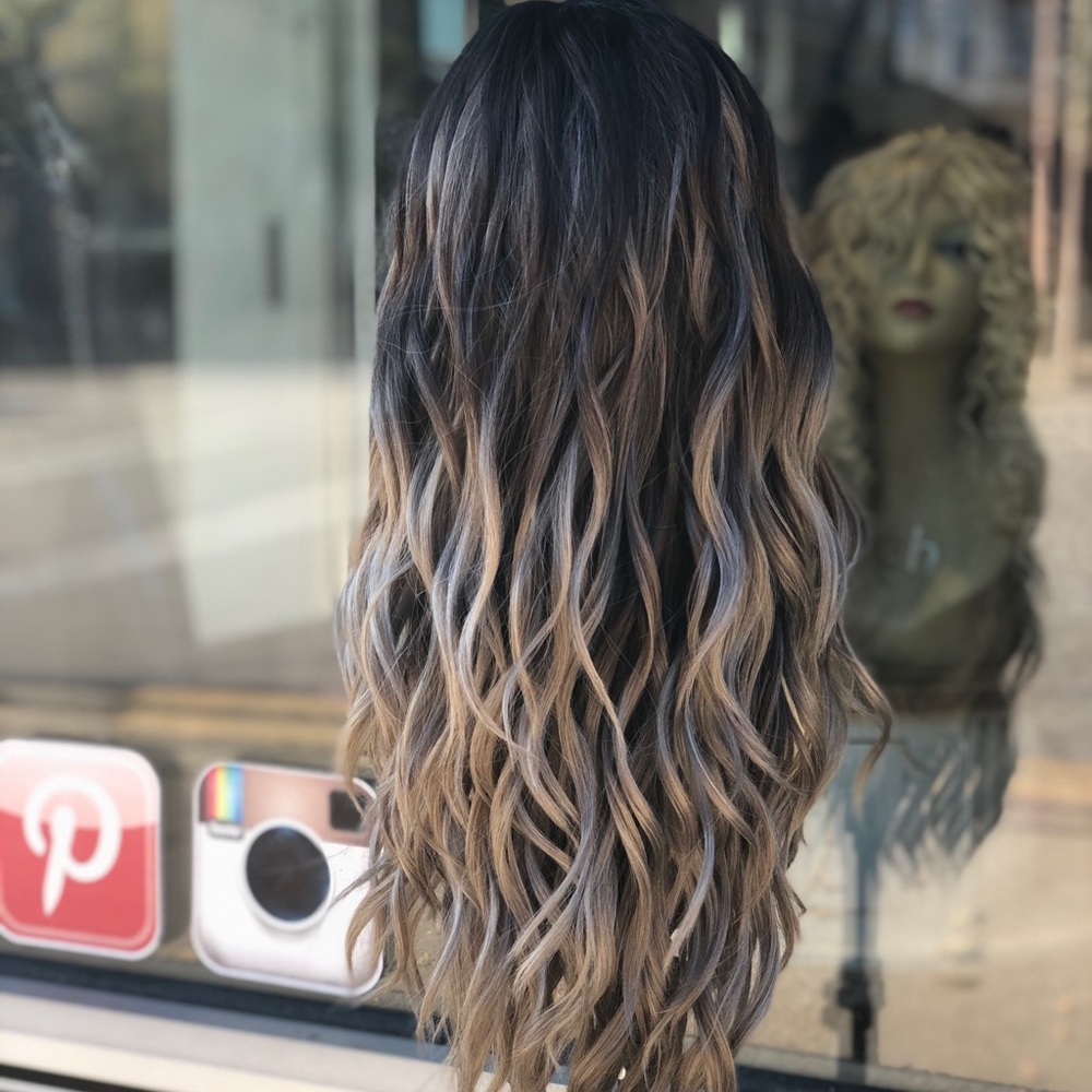 Ash Grey beach waves Lacefront realistic Wig 2020 - Picture 6 of 8